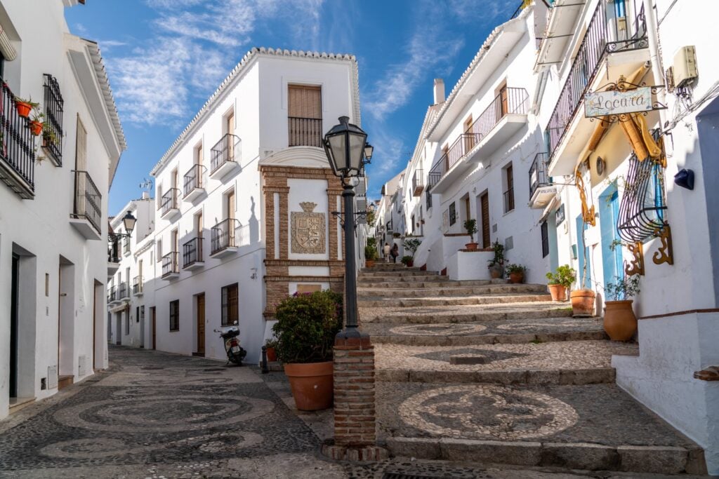 ☀️ Costa del Sol Summer 2025: Discover Key Rental Insights for Property Success | Kaida Stay